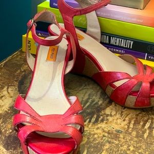 Size 10 Miz Mooz red leather platform wedge sandals